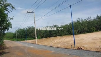chính chủ kẹt tiền bán gấp 513m2 đất mặt tiền nhựa 18m giá chỉ 150tr