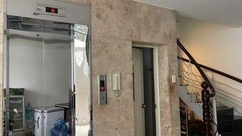 Cho thuê nhà làm CHDV - Mặt Tiền khu Phạm Văn Hai, P2, Tân Bình - 11PN