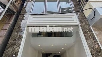Bán nhà phúc lợi 30m2 xây 6 tầng , 3 ngủ ,mặt ngõ rộng , gần oto tránh