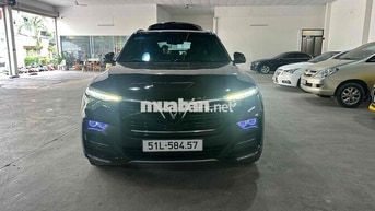 VinFast Lux SA2.0 2021 Premium 2.0 AT - 45000 km