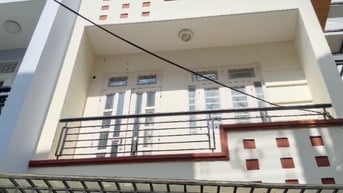 Cho Thuê Nhà Nguyên Căn 3 Tầng + Sân Thượng, Đường Nguyễn Tuyển, Hẻm Ô