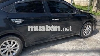 Xe Accent 2020 màu đen