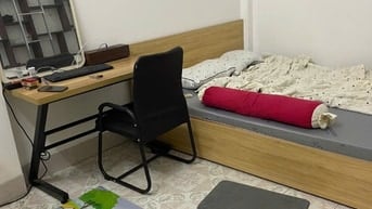 Phòng tầng 2 số nhà 40 ngõ 92 Đào Tấn, DT 15m2, đủ đồ, vsc giá 2tr7