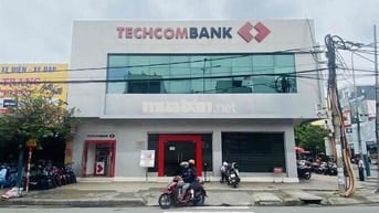 CẦN CHO THUÊ NHÀ 2 TẦNG LÔ GÓC 2 MT KHU GẦN ÂU CƠ