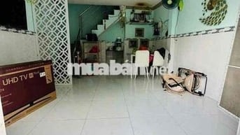 Nhà Full Nội Thất Ngay Chân Cầu Vượt Ngã 4 Ga 2Pn Giá 5,5 Triệu