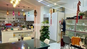 Bán nhà mặt tiền HXH oto ngủ trong nhà (dt 8x18m) Nguyễn Thị Thập Q7