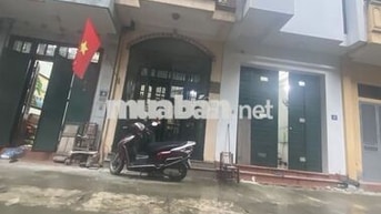 Bán nhà 2 mặt tiền ngõ rộng 2 ô tô tránh, khu dân trí cao, TTquận HĐ