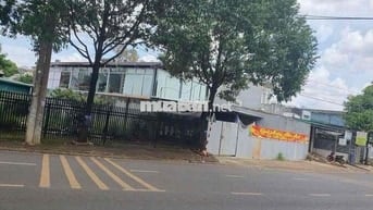 Đất mặt tiền kinh doanh ngay Chợ Thành Nhất BMT ĐĂK LĂK