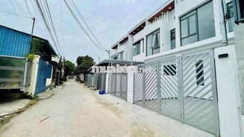 Cho thuê nhà hẻm Dx 006 phường Phú Mỹ