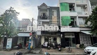 Cho thuê mặt tiền 2 lầu đường Phạm Ngũ Lão