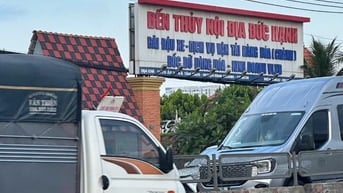  Thuê kho làm chành DT 1.000m2 mặt tiền QL1A, ngay chân cầu Bình Điền