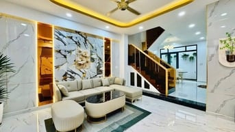 CHỈ 7 TỶ 350 NHÀ GÒ CÔNG - QUẬN 5 GẦN CHỢ KIM BIÊN ĐANG CHO THUÊ 25 TR