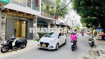 Bán nhà mặt tiền đường 10m giá chỉ nhỉnh 8ty