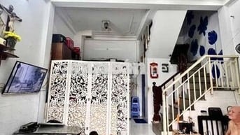 Nhà 3tầng ở ngay. CMT8, P5, Tân Bình, 4.2 x 8.5m, hẻm 3m, Chỉ 4.5Tỷ TL