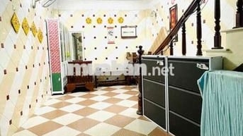 Hàng hiếm! Tây Sơn, 20m ra ô tô, view hồ, nhà đẹp, ở ngay. 28mx 5T. Ch