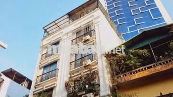 Tôi cần bán gấp nhà mặt ngõ Thái Hà 6tầng thang máy full nội thất.