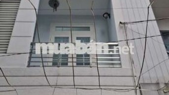 Nha gan cho 4pn 3wc xe tai tan noi