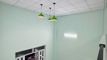 Nhà nguyên căn dọn vào ở ngay 