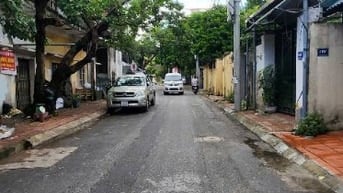Chính chủ bán đất tặng nhà 3 tầng tại Việt Hưng – Long Biên