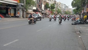 nhà cho thuê nguyên căn Đoàn Hoàng Min Phường Phù Tân DT 7mx 25m 1PN