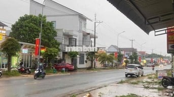 Bán lô đất có nhà ngay Huỳnh Minh Thanh- Hồ Tràm 1200m2