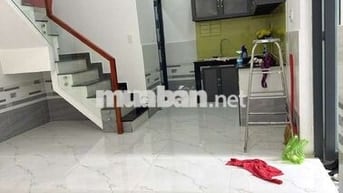 Nhà chợ Cầu Q12. Đúc 1 lầu, 2PN2WC Phòng thờ, sân riêng. Chính chủ