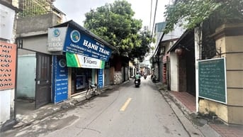 HANH LÂN_20M RA PHỐ_5.x TỶ_30M