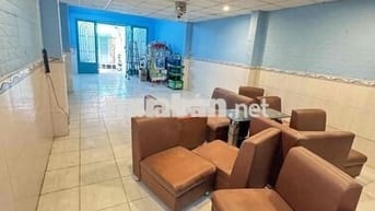 nhà nguyên căn 4x20 ngay sát bên chợ đường tám danh Q8