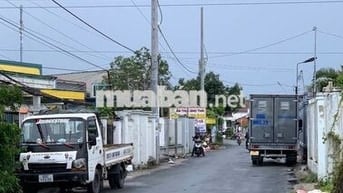 Bán đất thổ cư có nhà cấp 4 khu