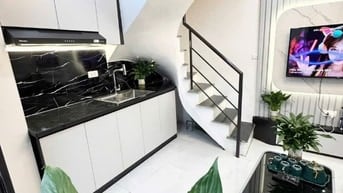 Chính chủ bán nhà phố Trung Phụng - DD giá 3,88 Tỷ, 18m x5T. Lô góc
