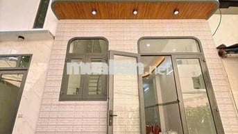 Nhà trệt lầu mới 3pn 3máy lạnh 3wc Mới 100%