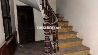 Bán Đất Tặng Nhà 3 Tầng, Mặt Tiền Rộng 11m, Trung Tâm Thị Trấn Chi