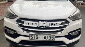 Hyundai Santa Fe 2018 máy dầu ,AT 2WD - 100000 km