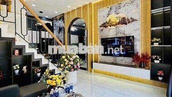 3 TẦNG 4 phòng ngủ - 5 Tỉ - DTSD 120M2 hẻm xe hơi - Phạm Văn Chiêu