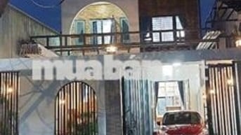 Bán nhà mặt tiền 140m2 - 3 phòng ngủ - Trục đường chính kdc Vĩnh Phú 2