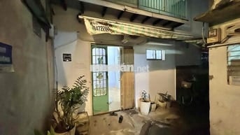 nhà 1 trệt 1 gác tại Phú Nhuận