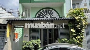 Nhà mặt tiền trung mỹ tây 1 - Q12 . DT 6 x 25 đúc 1 lầu . giá 9,8 tỷ