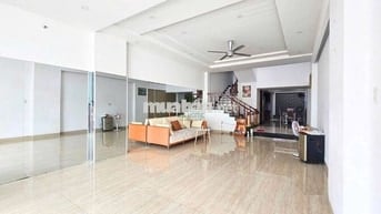 CHO THUÊ NHÀ 4 PHÒNG NGỦ VĨNH HẢI GIÁ 18 TRIỆU/THÁNG