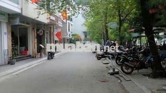 Hiếm! Lô góc bán đảo Hồ Tây – Ô tô tránh – Thang máy xịn – Giá cực tốt