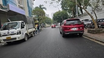 Cần bán 120m2 mt 5m khu Tái Định Cư phố Trạm Long Biên