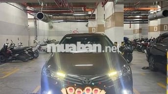 Toyota Corolla Altis 2015 2.0V - 114000 km