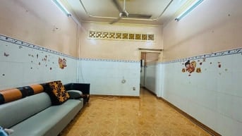 QUA HIẾM-RỘNG RẺ-BÁN NHÀ 2LẦU-47M2- HOÀNG BẬT ĐẠT-P15-TÂN BÌNH