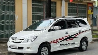Toyota Innova 2008 J - 150000 km