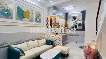 1,980 Tỷ TL nhà 1 lầu 2 PN 4 x 8 mặt tiền hẻm 2829/ Huỳnh Tấn Phát
