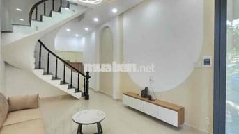 Bán nhà hẻm xe tải Phan Huy Ích, 4x9m, 4PN, 3WC, tiện ở hoặc cho thuê