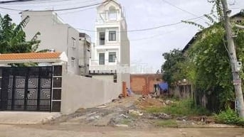 Sang gấp lô đất MT Trần Thị Thu, P4, Cao Lãnh, Đồng Tháp, 120 m2
