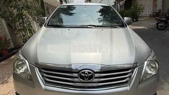 Toyota Innova 2013 V - 90000 km
