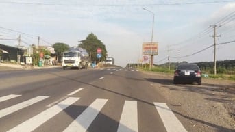 Hàng ngộp,nền 5x32 thổ cư,sổ riêng ngay trung tâm phường-giá chỉ 600tr