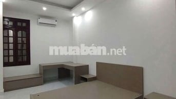 Nguyên căn 210  Hoàng Văn Thái 5 tầng 3 ngủ 4wc