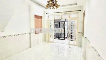 NHÀ BTCT 2 TẦNG KIÊN CỐ - DT 71M2 - 5 PHÒNG - NHỈNH 5 TỶ P14-Q4